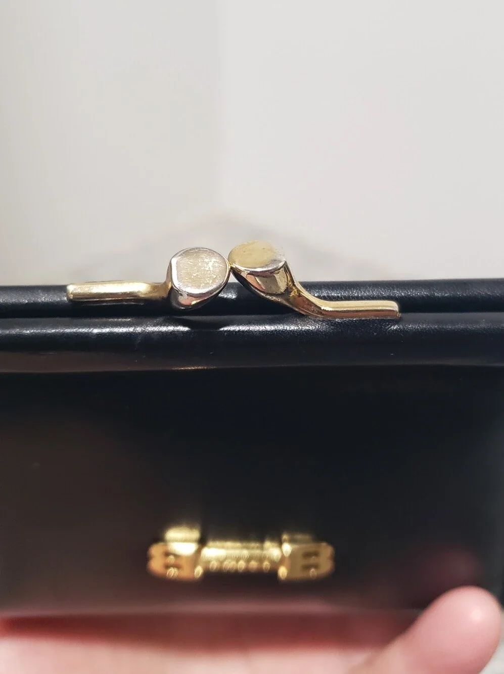 Bally Vintage Kisslock Coin Purse Black Leather Mini Wallet Clasp Pouch